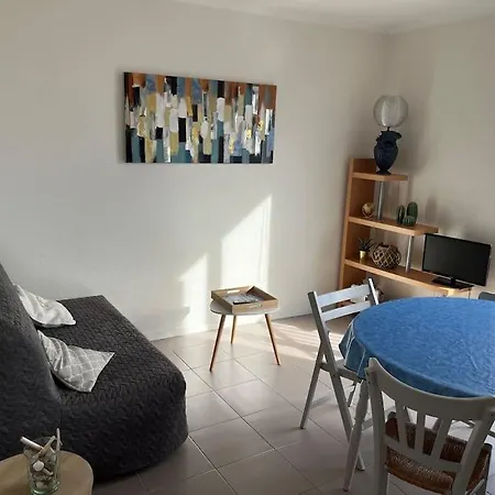 Maison Avec Cour Situee A 2 Minutes Des Plages Six-Fours-les-Plages Exterior photo
