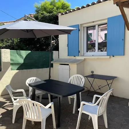 Maison Avec Cour Situee A 2 Minutes Des Plages Six-Fours-les-Plages Exterior photo